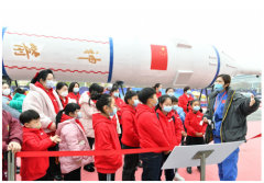 肯为爱归来 相伴共成长
